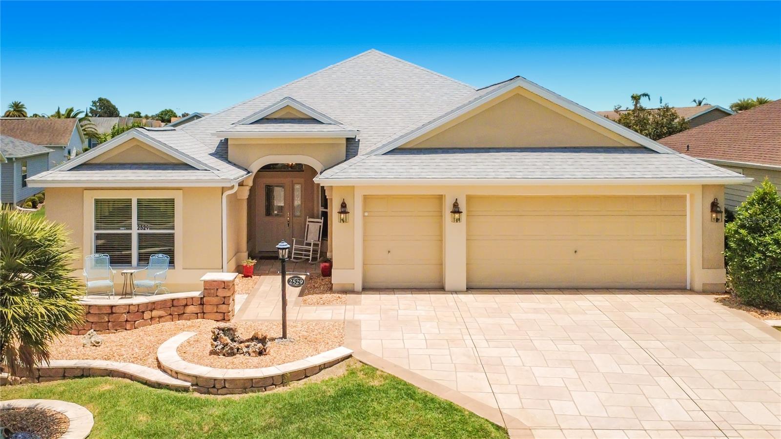 2529 EDENVILLE PATH, THE VILLAGES, FL — photo 9