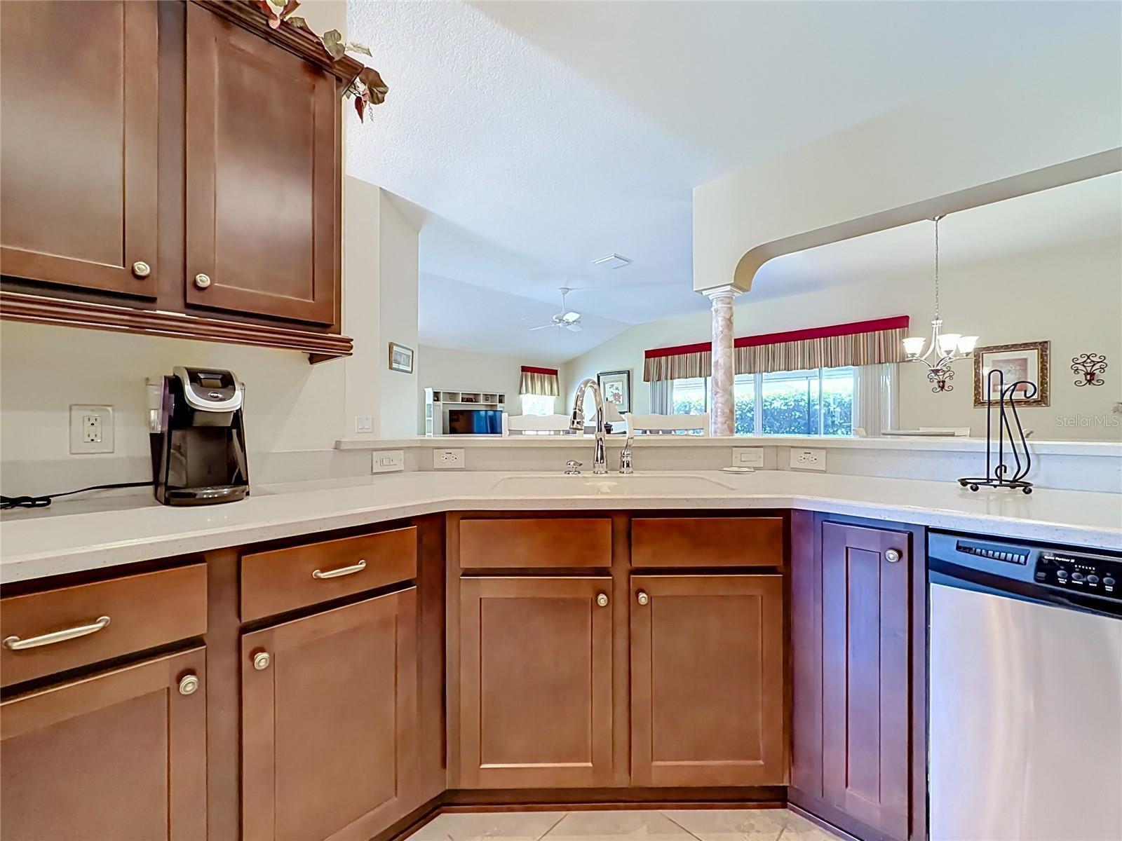 2529 EDENVILLE PATH, THE VILLAGES, FL — photo 18