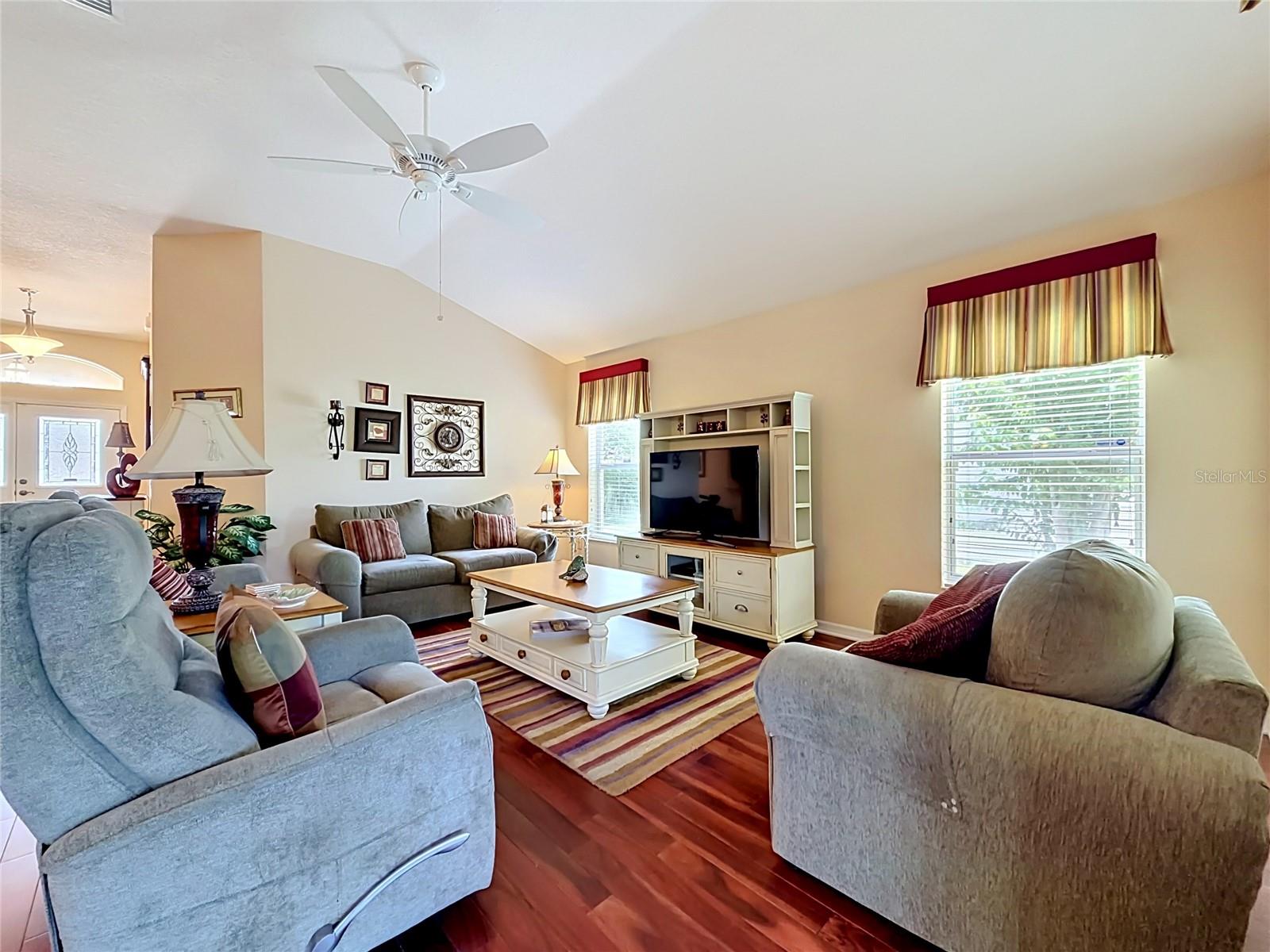 2529 EDENVILLE PATH, THE VILLAGES, FL — photo 26