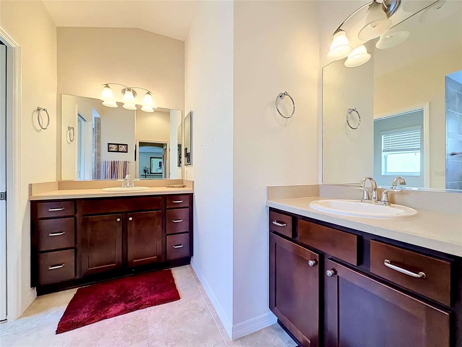 2529 EDENVILLE PATH, THE VILLAGES, FL — photo 42