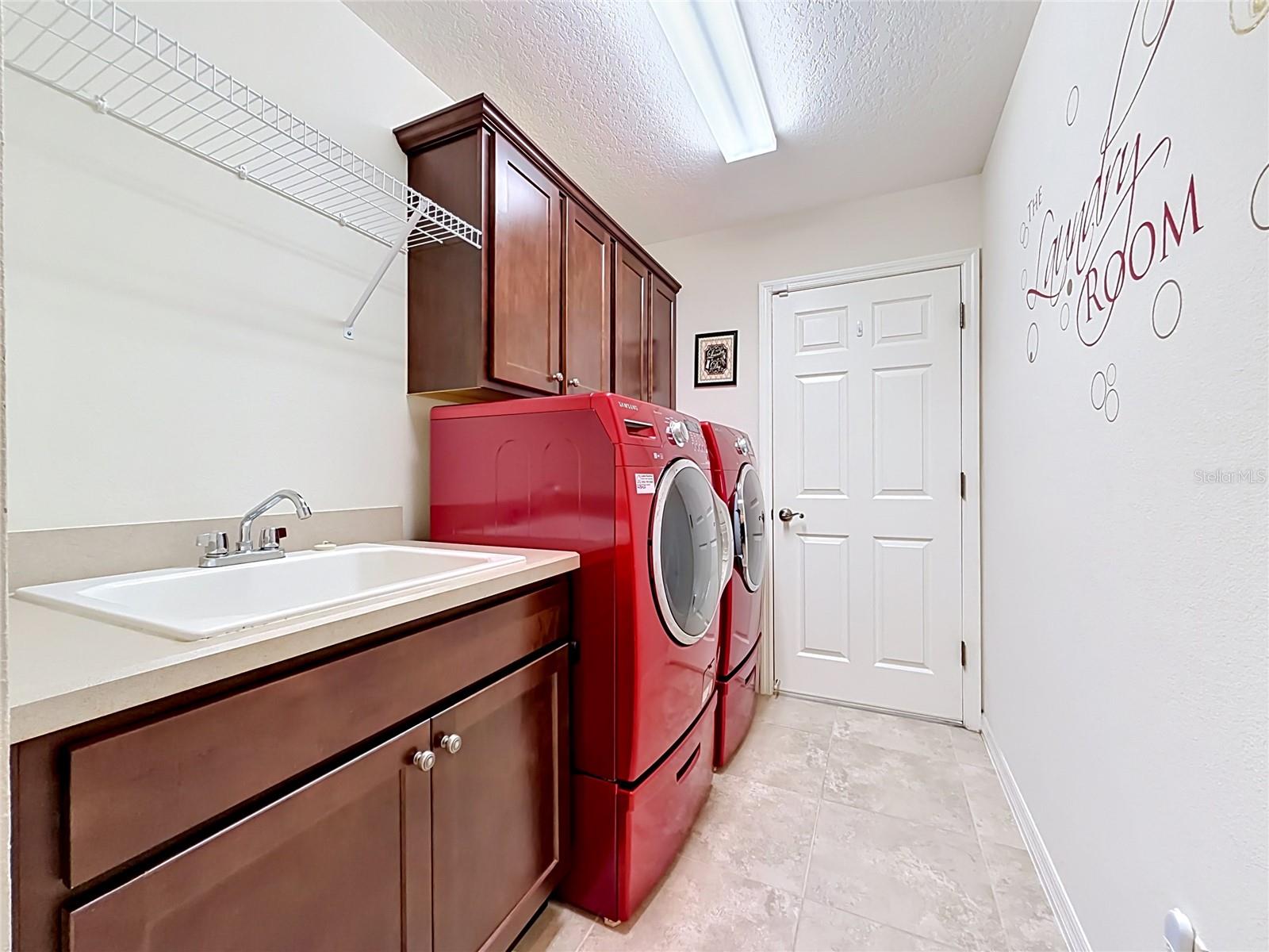 2529 EDENVILLE PATH, THE VILLAGES, FL — photo 49