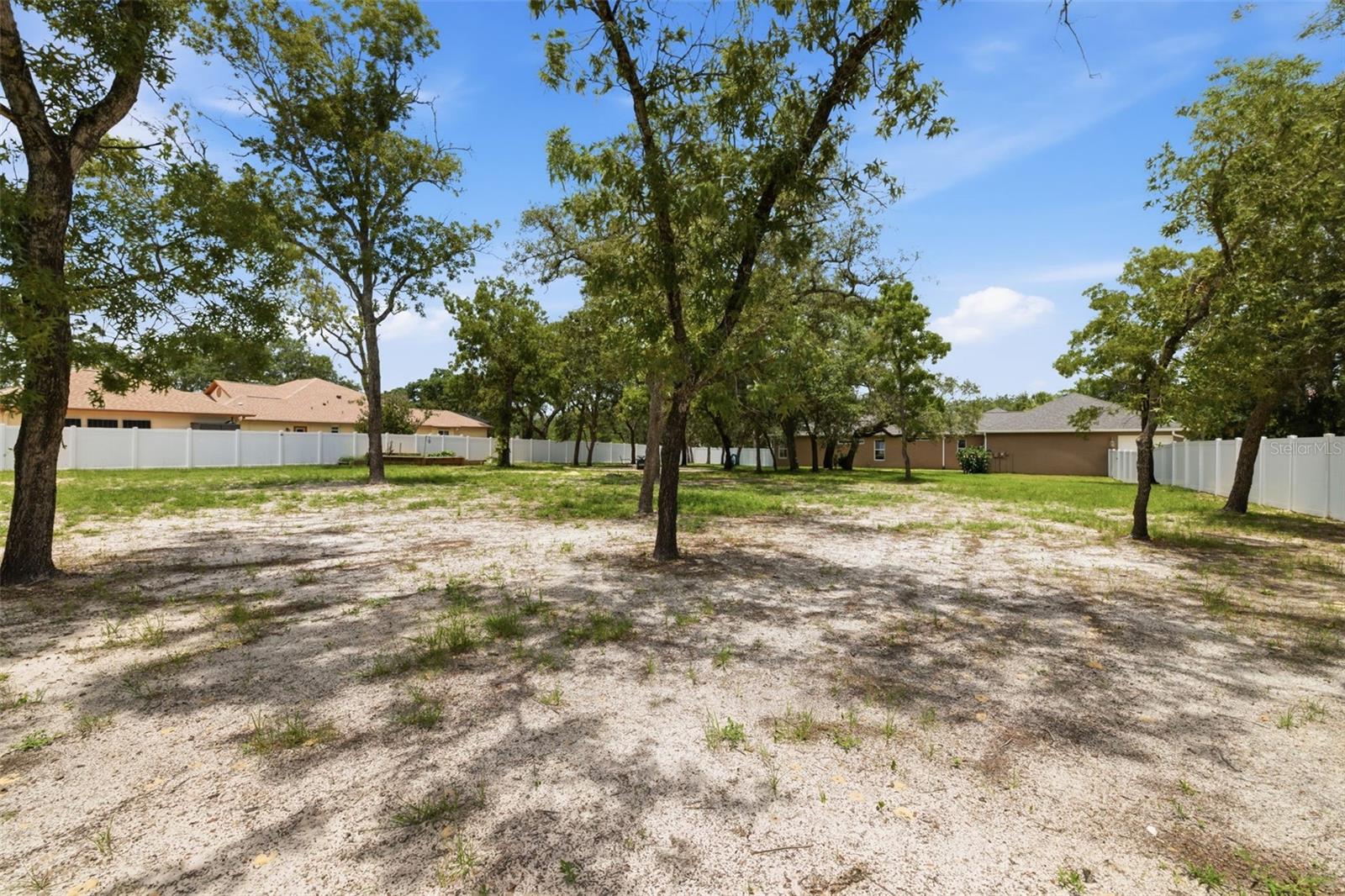 11145 MOUNTAIN MOCKINGBIRD RD, WEEKI WACHEE, FL — photo 7