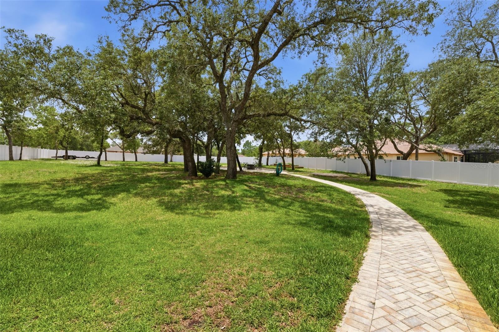 11145 MOUNTAIN MOCKINGBIRD RD, WEEKI WACHEE, FL — photo 14