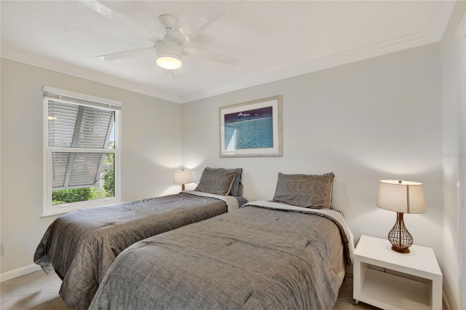 1128 W PEPPERTREE LN #111, SARASOTA, FL — photo 20