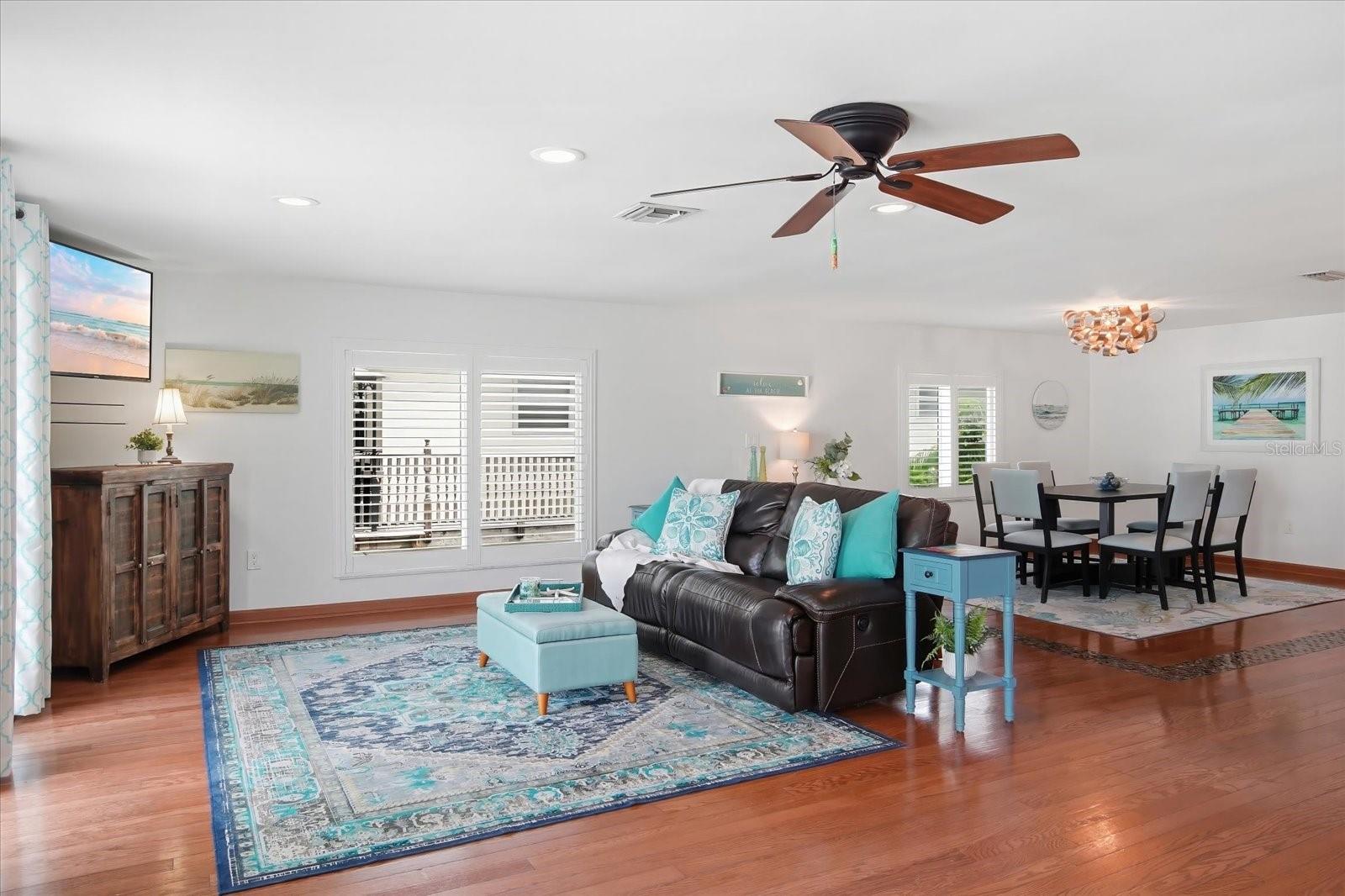 2811 AVENUE C, HOLMES BEACH, FL — photo 5