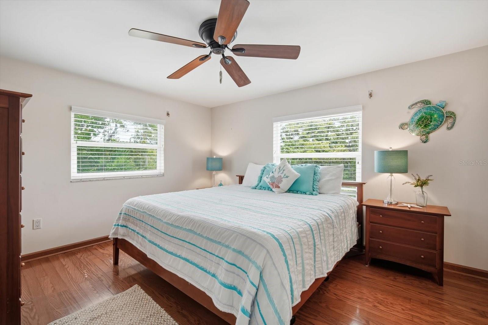 2811 AVENUE C, HOLMES BEACH, FL — photo 14