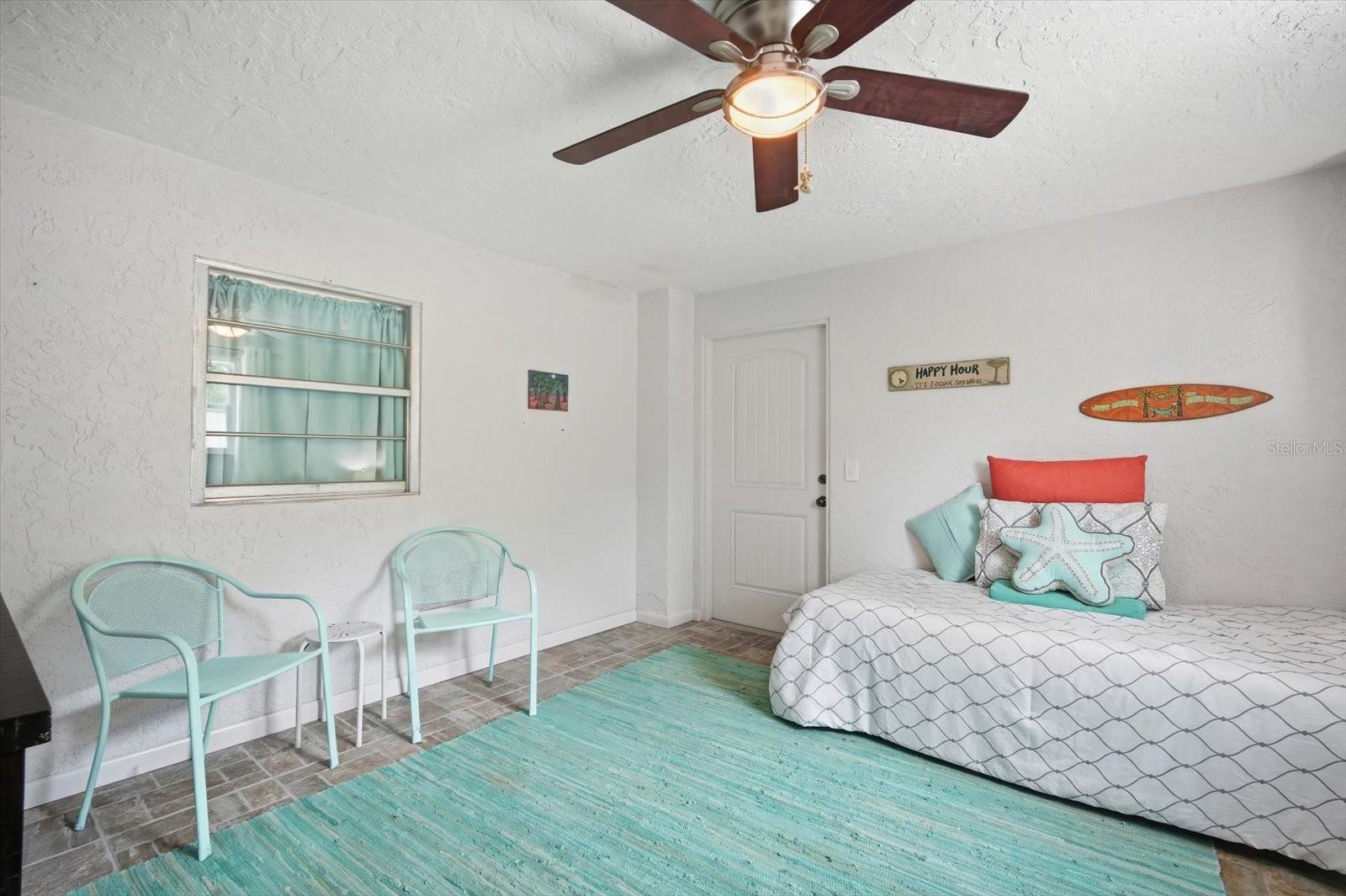 2811 AVENUE C, HOLMES BEACH, FL — photo 26