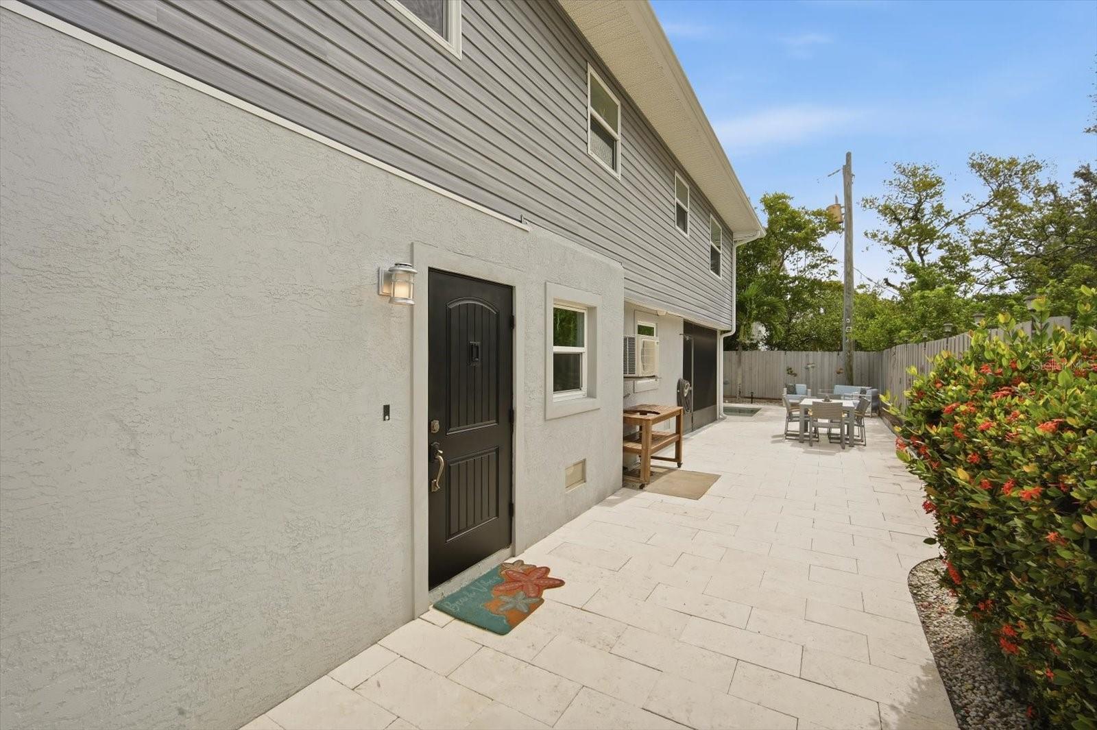 2811 AVENUE C, HOLMES BEACH, FL — photo 31