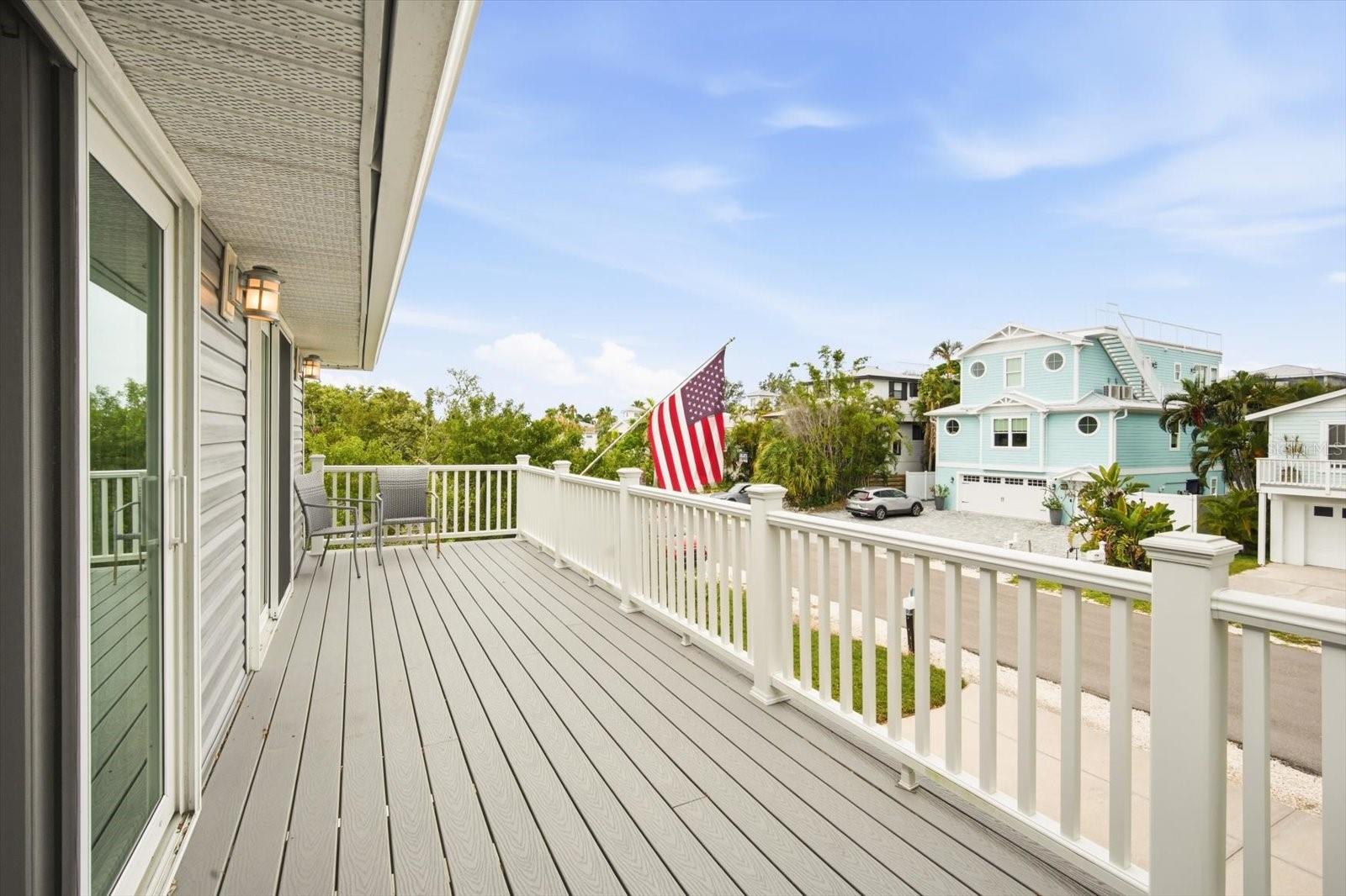 2811 AVENUE C, HOLMES BEACH, FL — photo 36