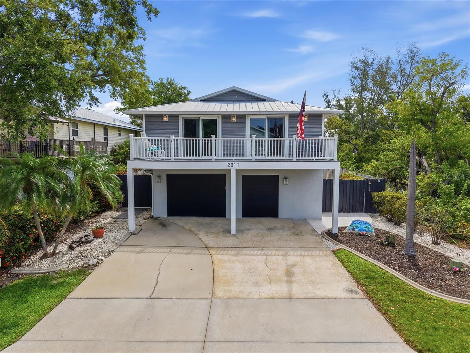2811 AVENUE C, HOLMES BEACH, FL — photo 51