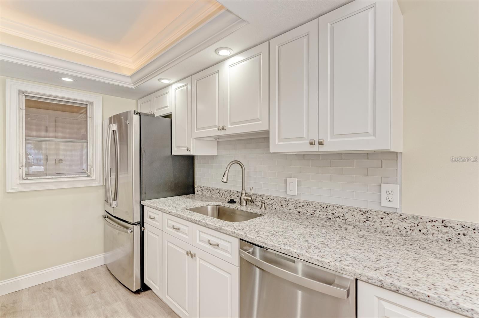 129 TYLER DR #101, SARASOTA, FL — photo 12