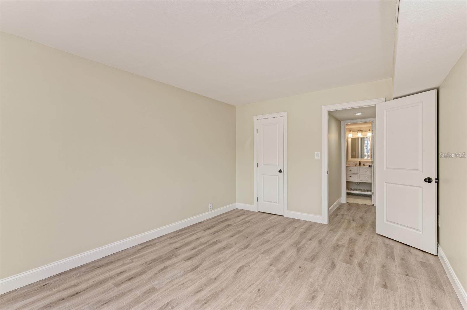 129 TYLER DR #101, SARASOTA, FL — photo 13