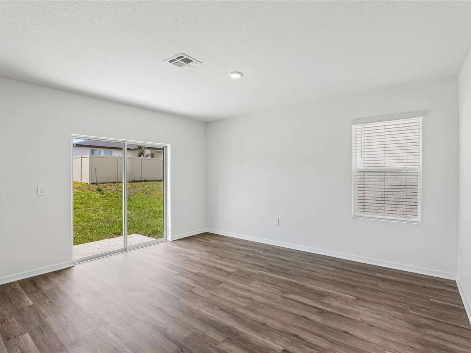 4227 EVERNIA RD, TAVARES, FL — photo 4