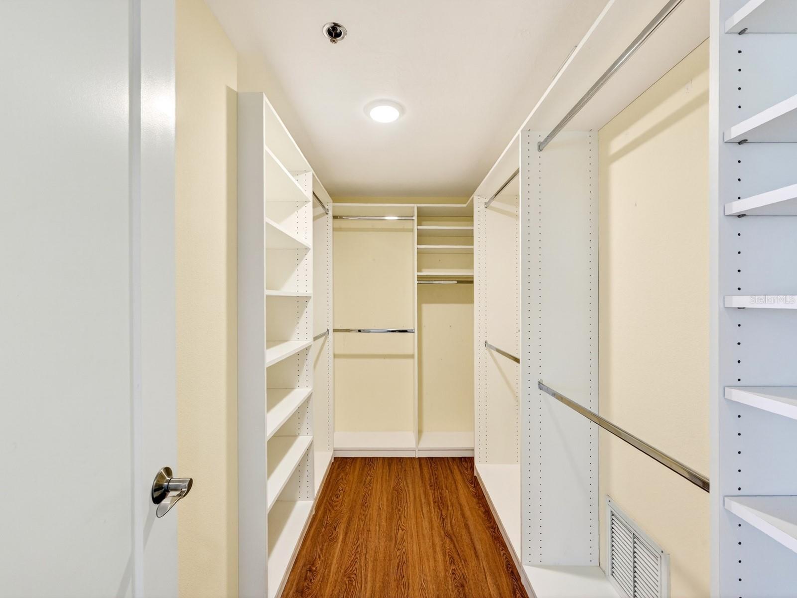 1255 N GULFSTREAM AVE #1101, SARASOTA, FL — photo 35