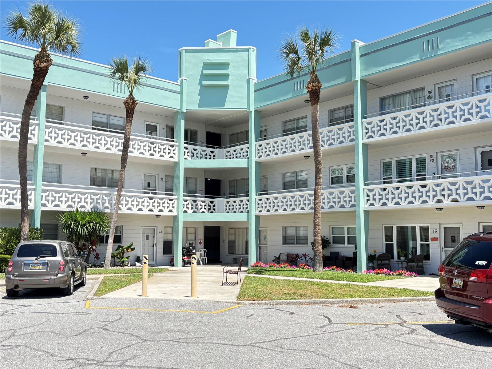 2456 ECUADORIAN WAY #42, CLEARWATER, FL — photo 2