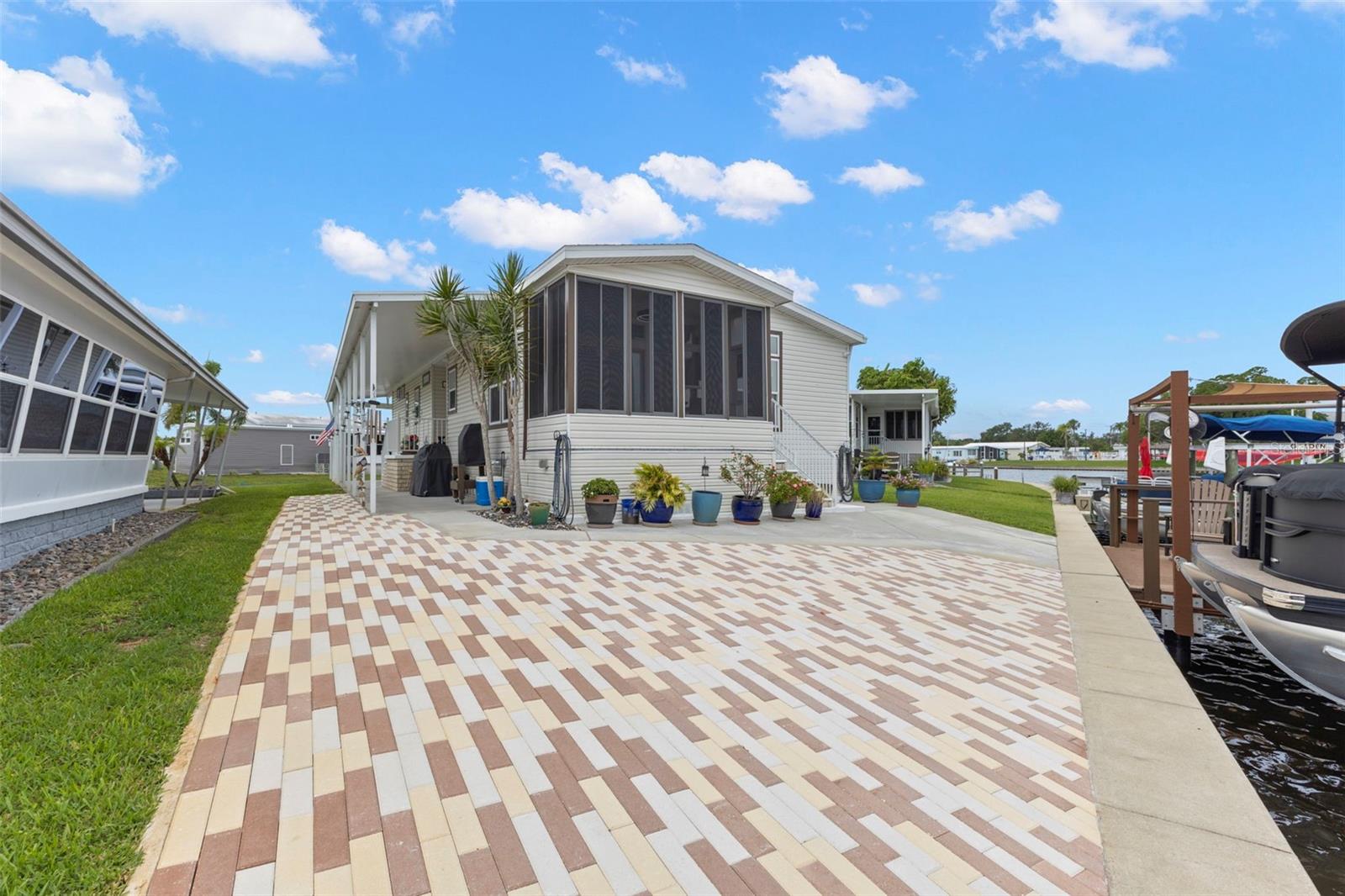 7174 MOUNT ARLINGTON DR NE #419, ST PETERSBURG, FL — photo 15