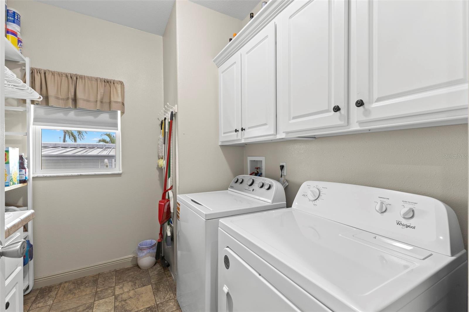 7174 MOUNT ARLINGTON DR NE #419, ST PETERSBURG, FL — photo 24