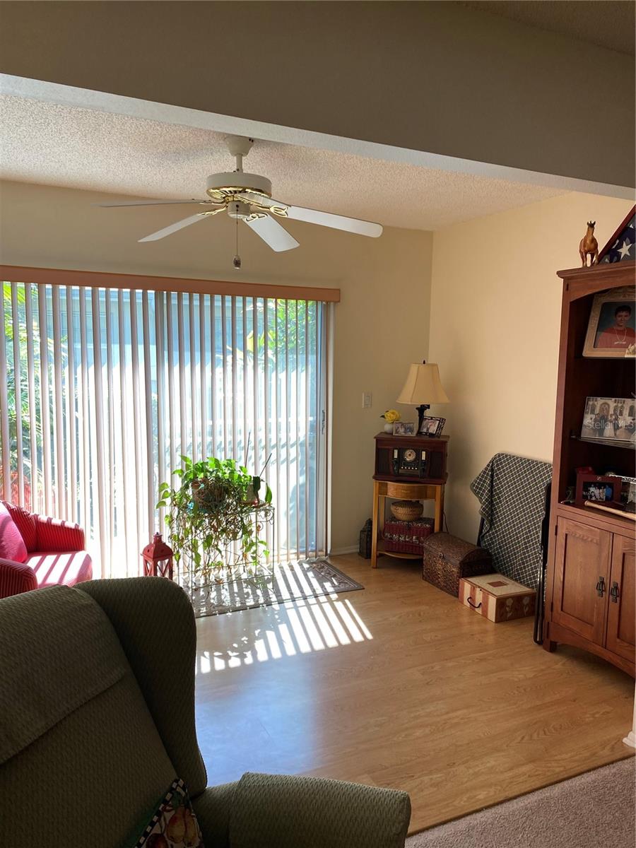 1059 DUNROBIN DR #B, PALM HARBOR, FL — photo 8