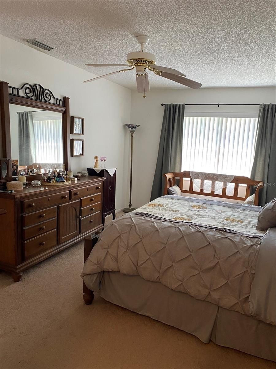 1059 DUNROBIN DR #B, PALM HARBOR, FL — photo 18
