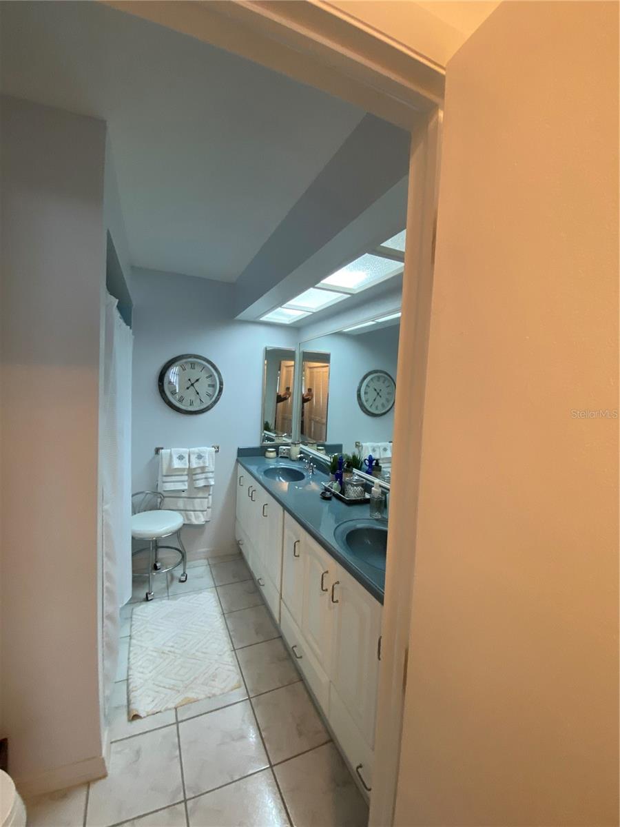 1059 DUNROBIN DR #B, PALM HARBOR, FL — photo 20