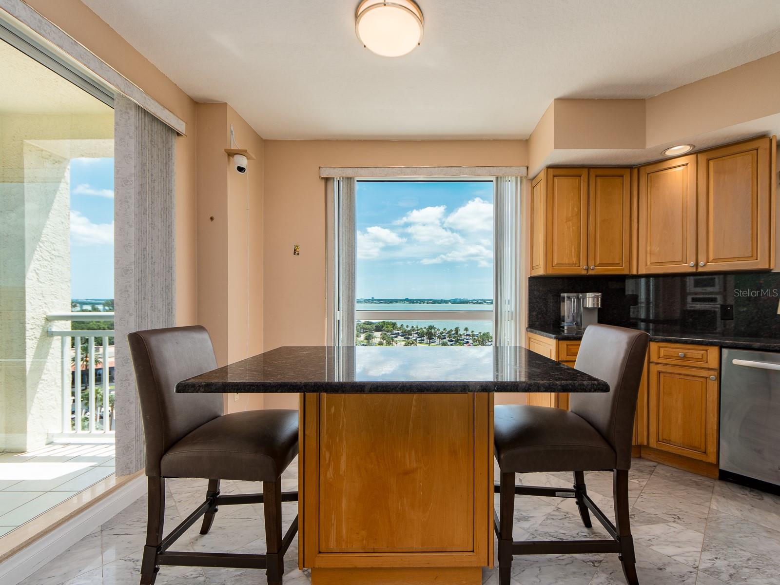 1180 GULF BLVD #906, CLEARWATER BEACH, FL — photo 15