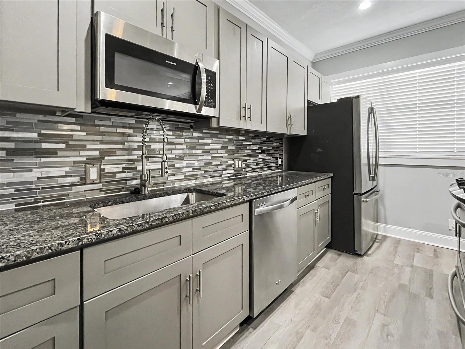 408 ARMADA RD S #2, VENICE, FL — photo 4