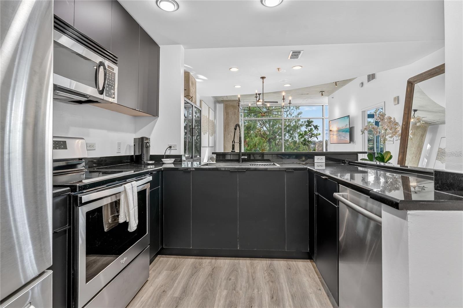 525 E JACKSON ST #403, ORLANDO, FL — photo 11