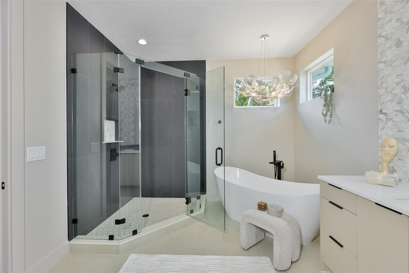 3506 W ROGERS AVE, TAMPA, FL — photo 40