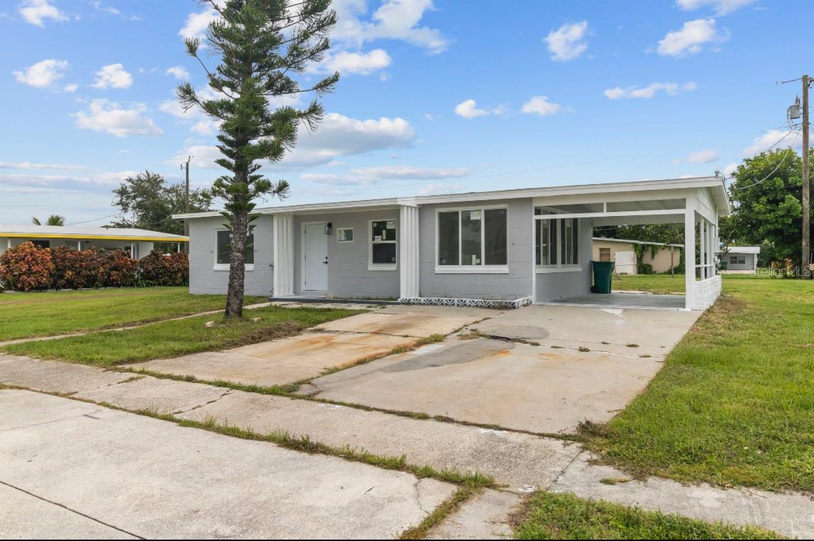 2352 EDNOR ST, PORT CHARLOTTE, FL