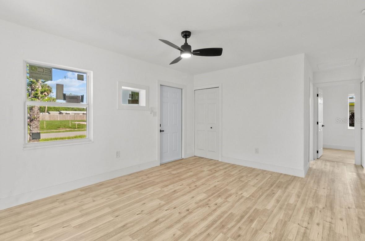 2352 EDNOR ST, PORT CHARLOTTE, FL — photo 3