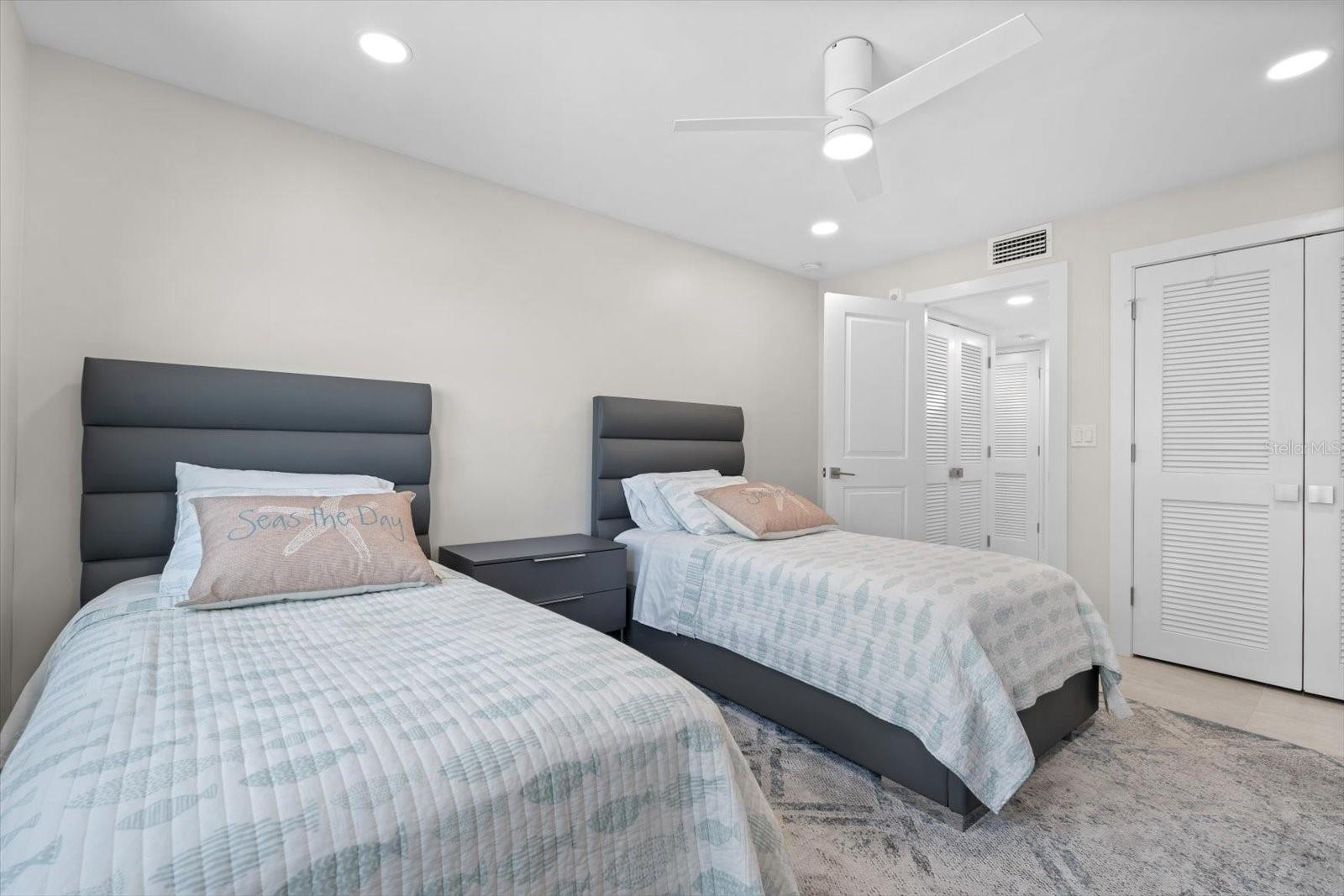 800 BENJAMIN FRANKLIN DR #505, SARASOTA, FL — photo 17
