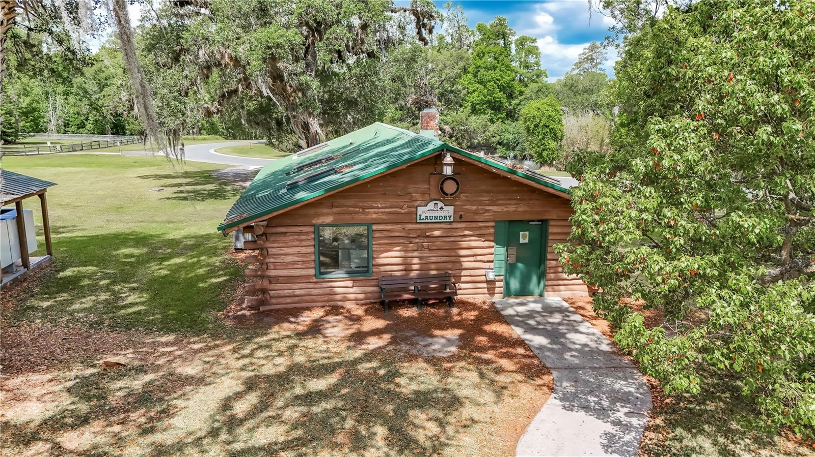 2923 NE 104TH AVE, SILVER SPRINGS, FL — photo 25