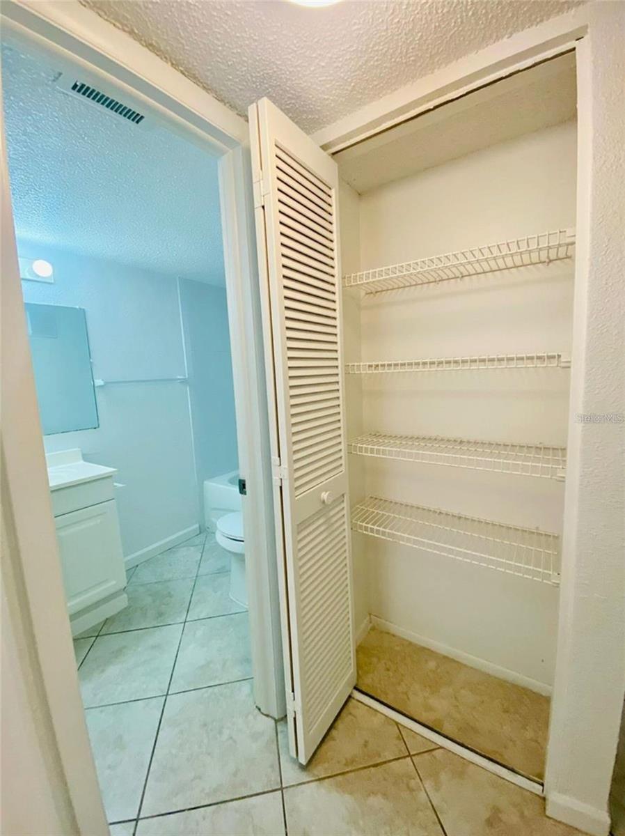 633 N KEENE RD #APT C, CLEARWATER, FL — photo 10