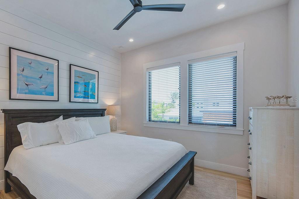 526 SEAGULL WAY, ANNA MARIA, FL — photo 24