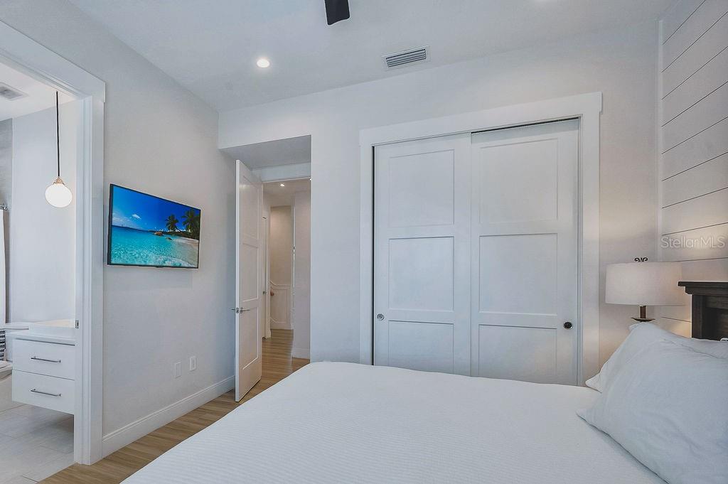 526 SEAGULL WAY, ANNA MARIA, FL — photo 25
