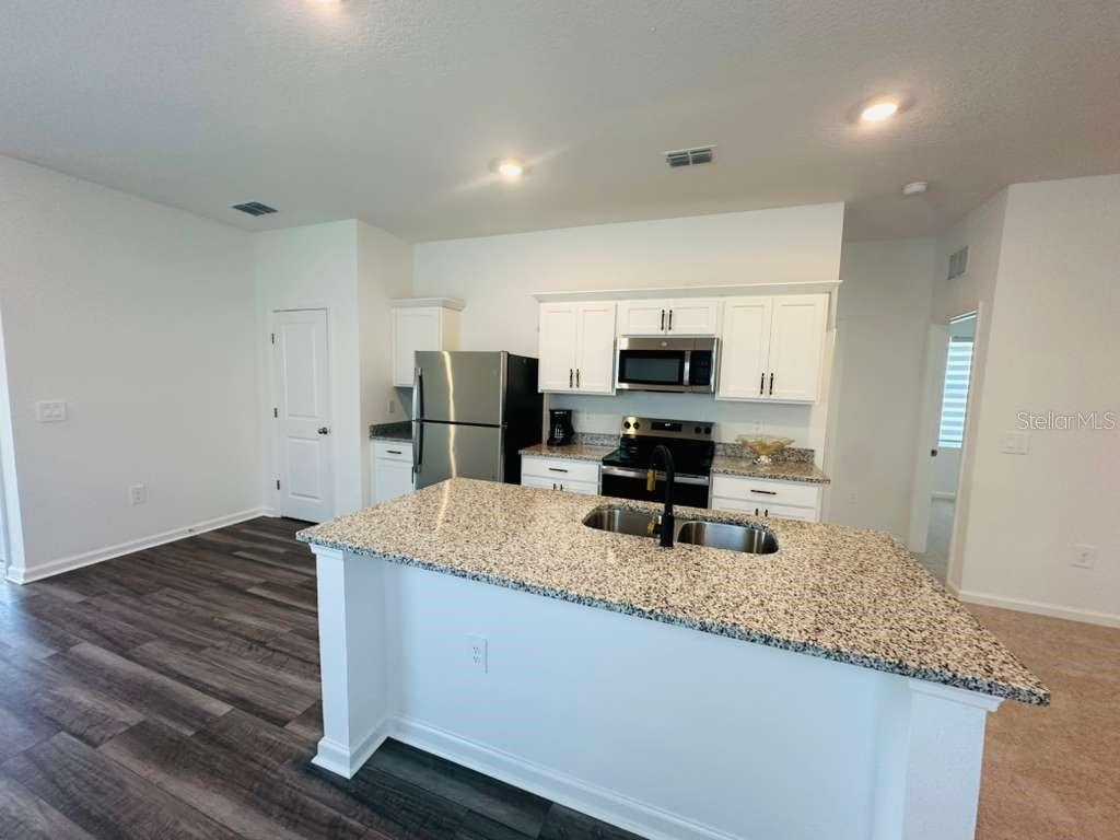 10473 CURVING CREEK LOOP, PARRISH, FL — photo 10