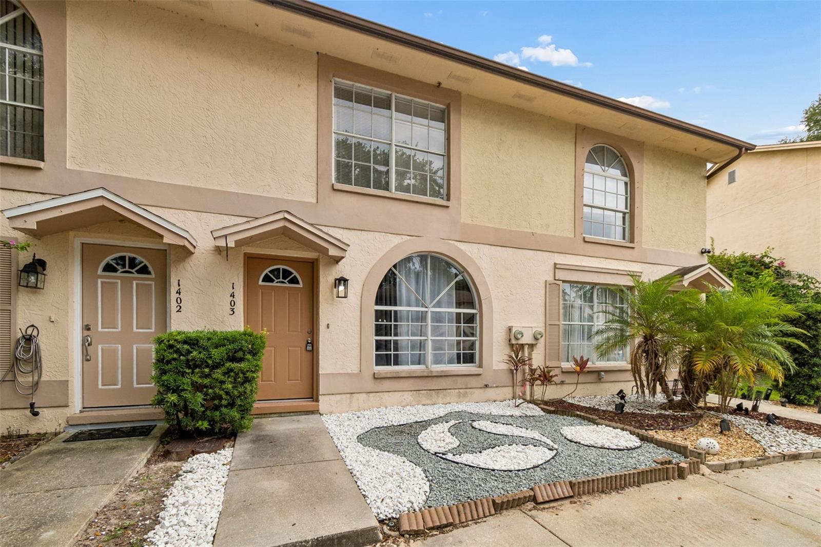 1403 BRIGADOON DR, CLEARWATER, FL — photo 2