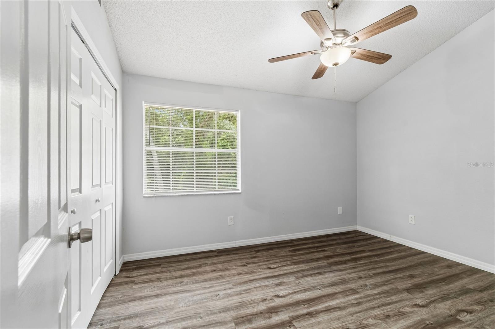 1403 BRIGADOON DR, CLEARWATER, FL — photo 18