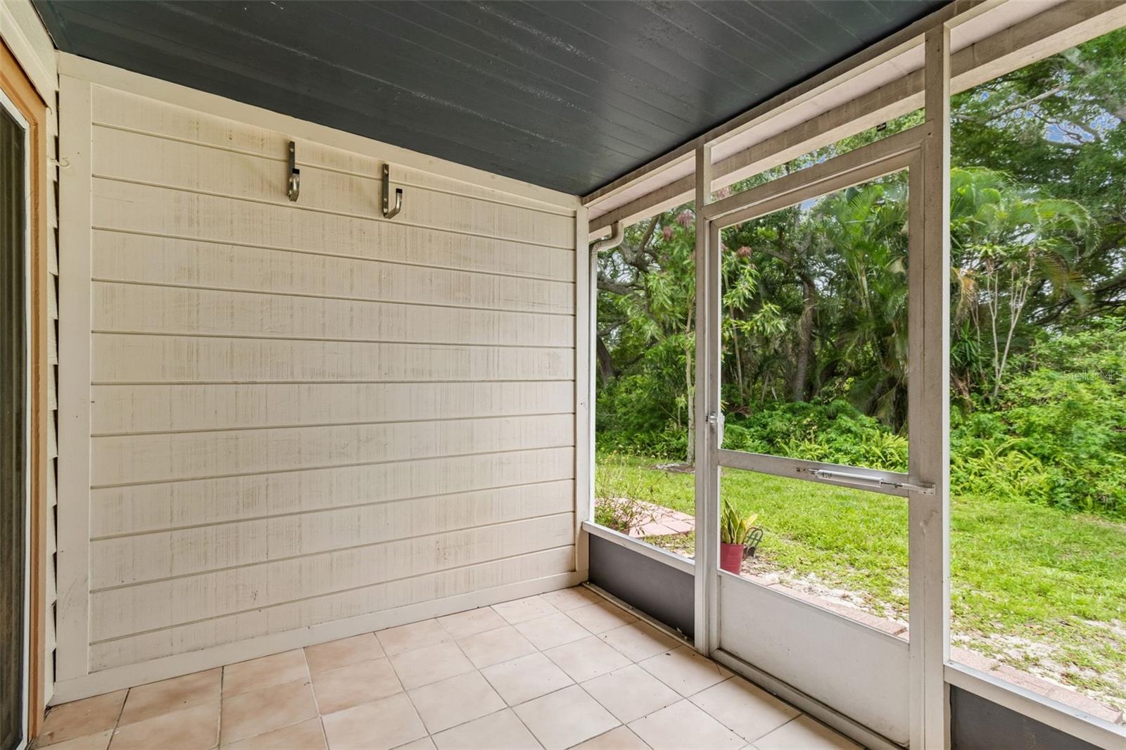 1403 BRIGADOON DR, CLEARWATER, FL — photo 31