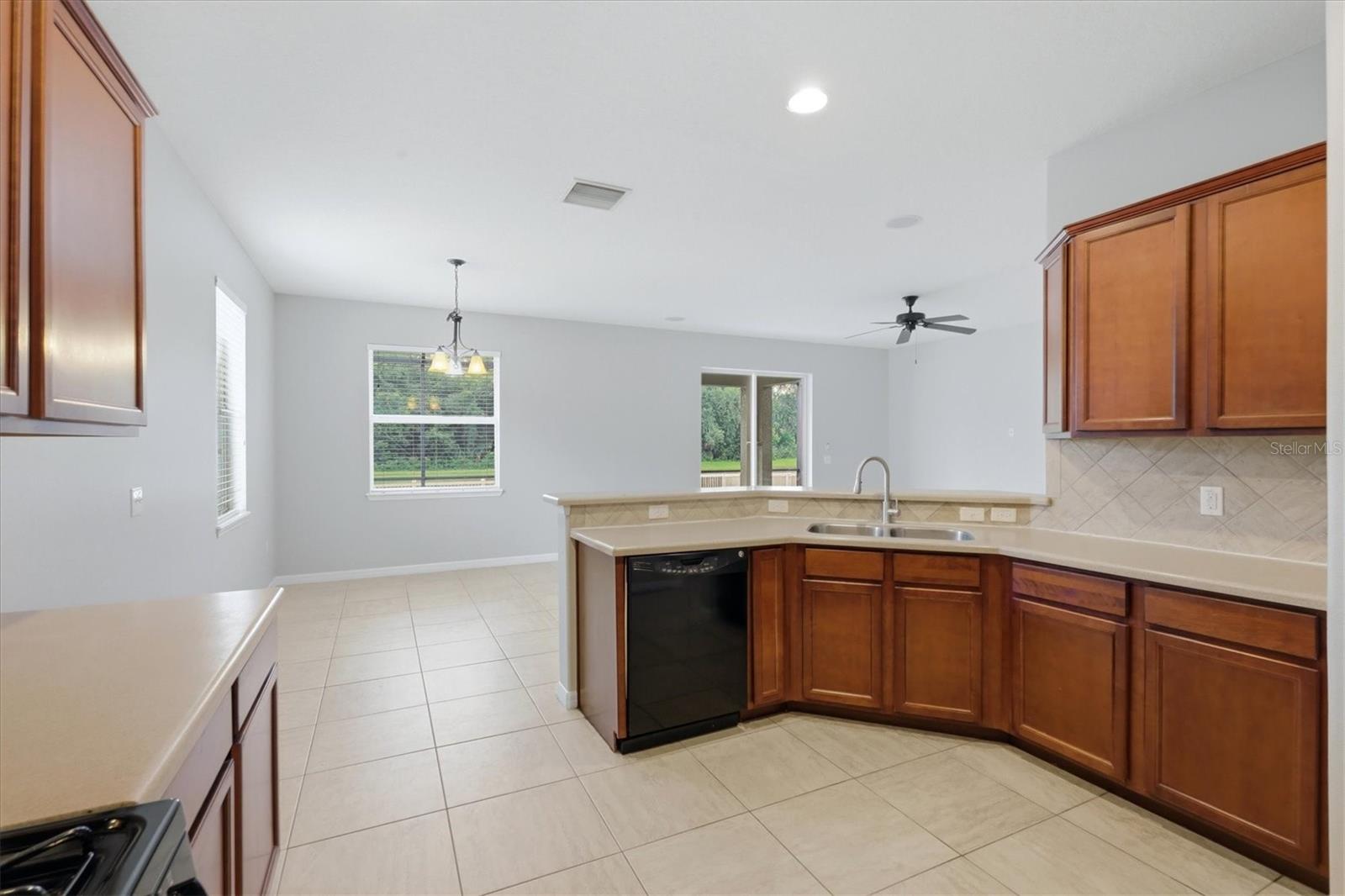 12218 LAVENDER LOOP, BRADENTON, FL — photo 16