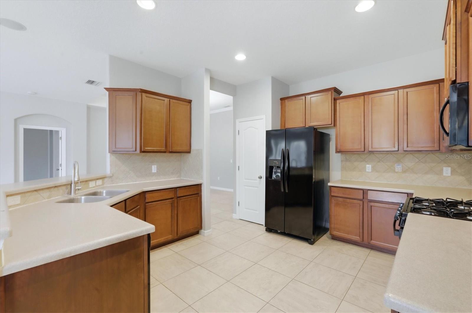 12218 LAVENDER LOOP, BRADENTON, FL — photo 17
