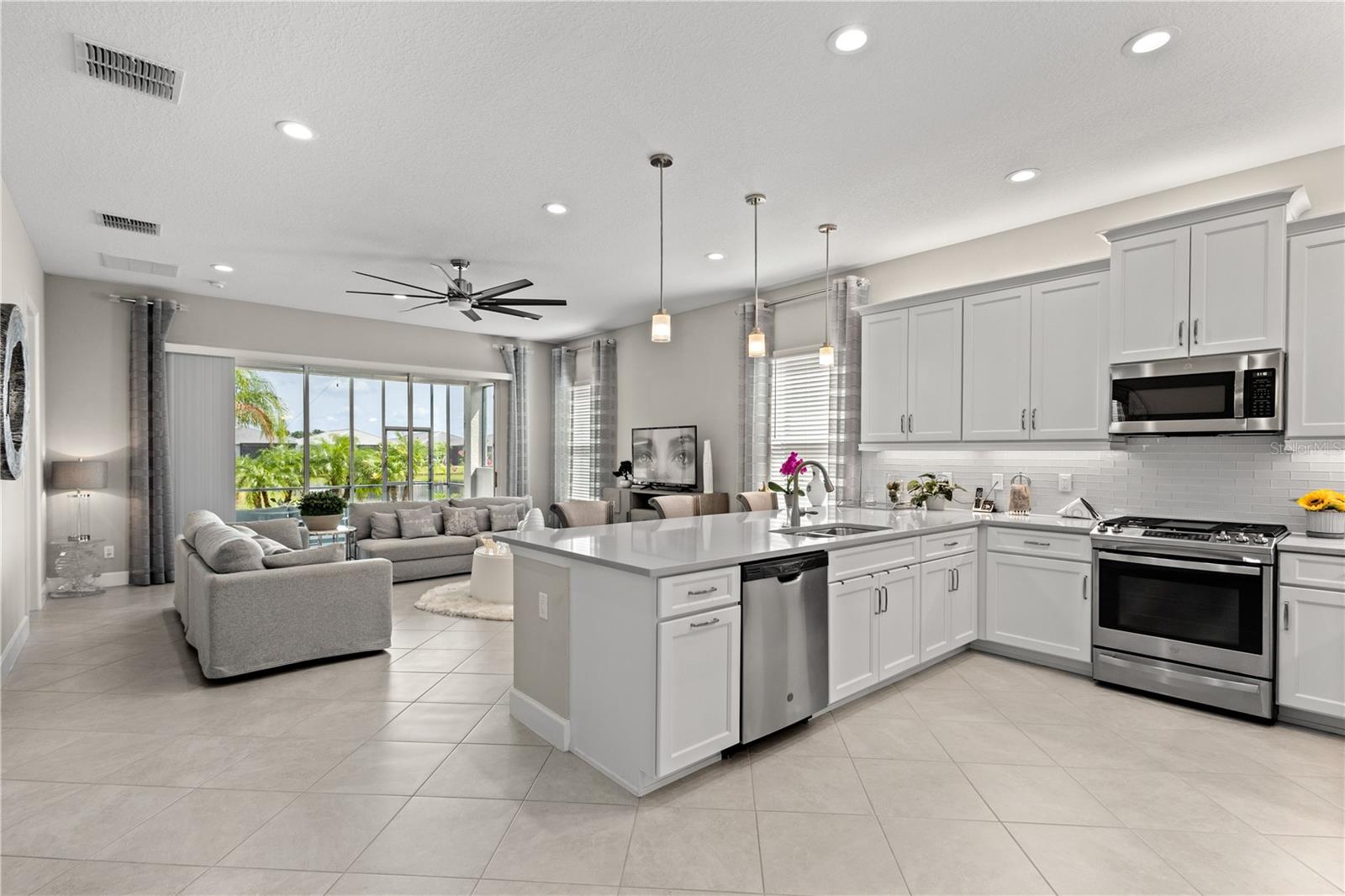 4839 SEVILLA SHORES DR, WIMAUMA, FL — photo 12
