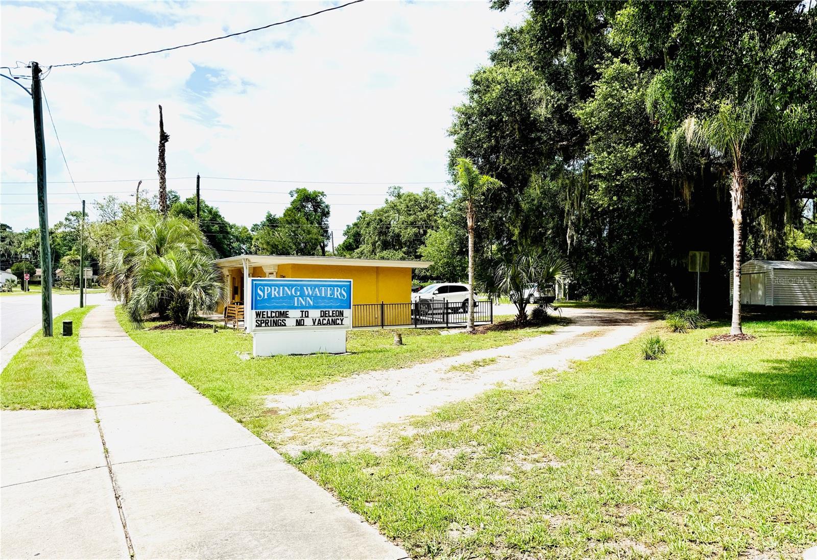 4851 US HIGHWAY 17 HWY, DE LEON SPRINGS, FL — photo 2