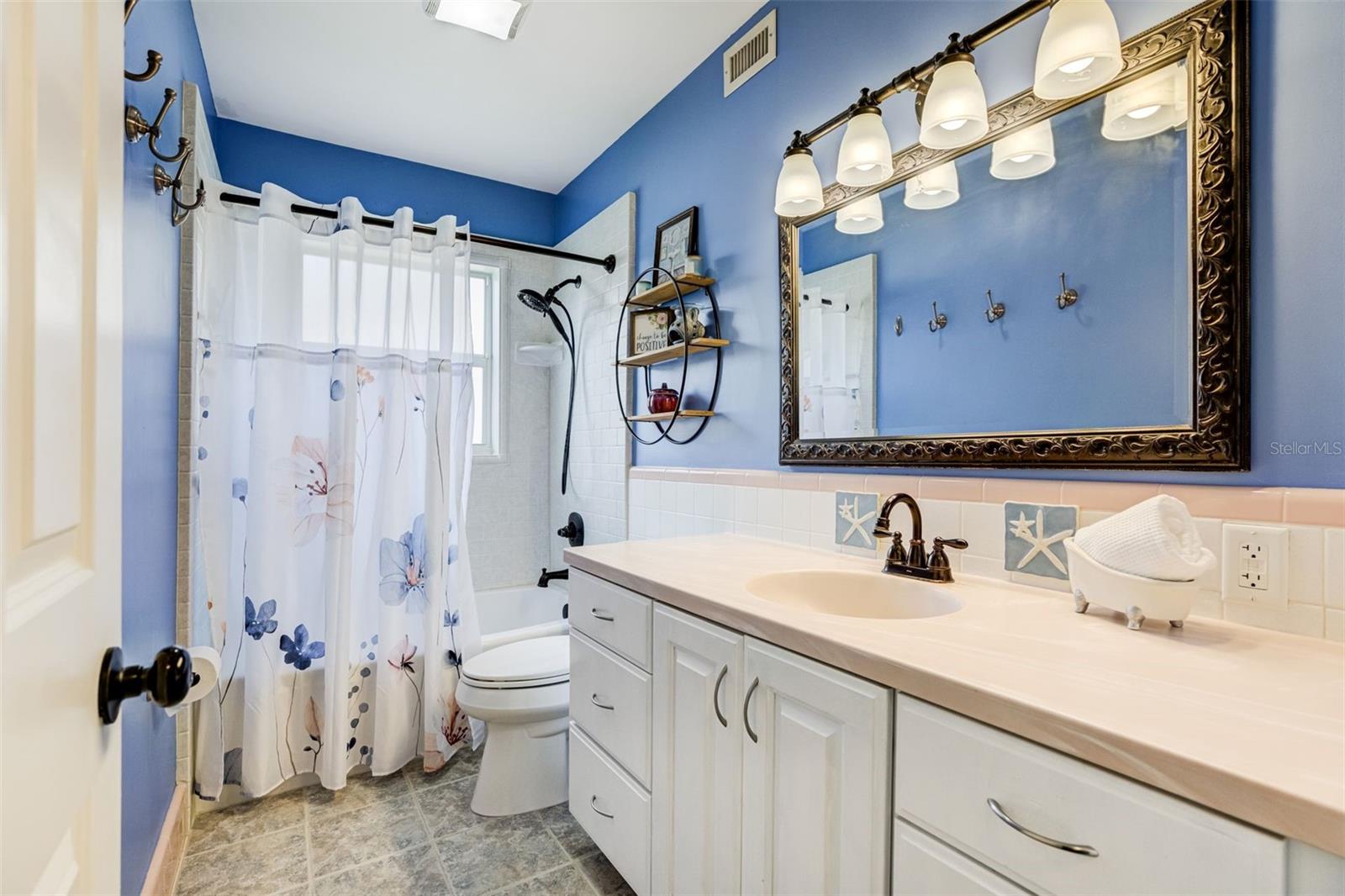 1636 LEISURE DR, CLEARWATER, FL — photo 12