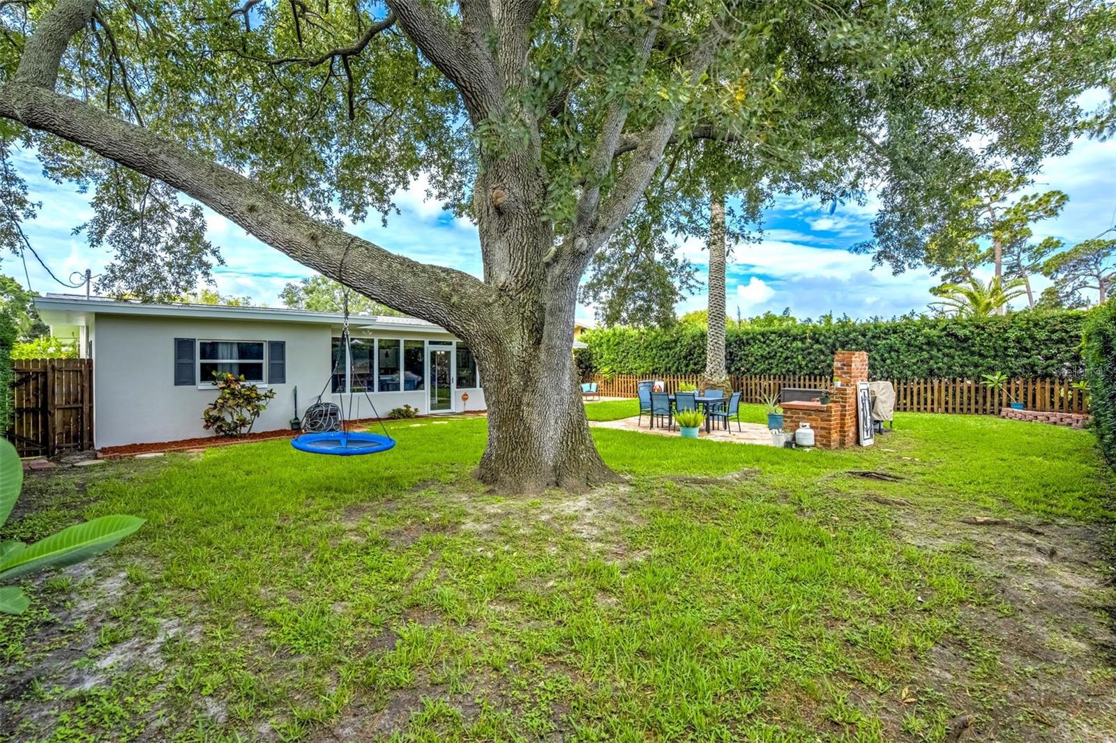 1636 LEISURE DR, CLEARWATER, FL — photo 19