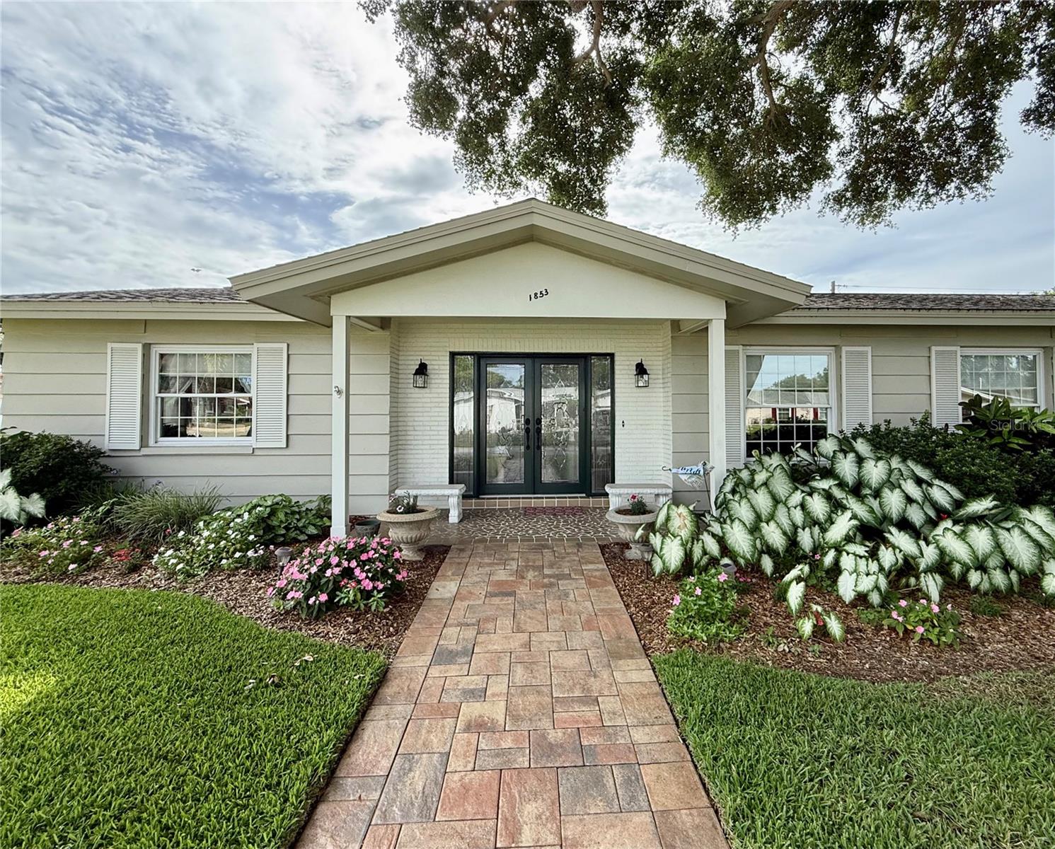 1853 PARADISE LN, CLEARWATER, FL — photo 3