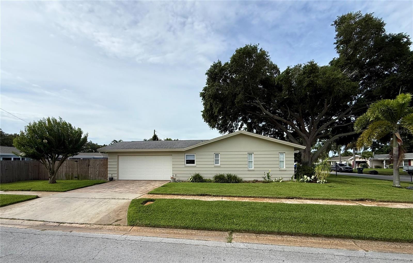 1853 PARADISE LN, CLEARWATER, FL — photo 56