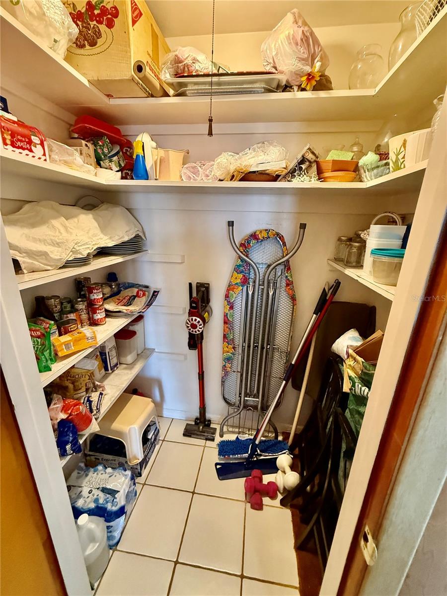 1853 PARADISE LN, CLEARWATER, FL — photo 26