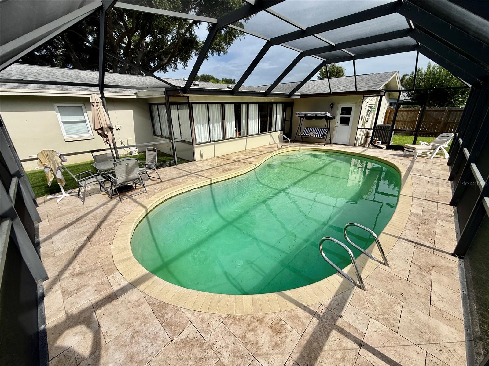 1853 PARADISE LN, CLEARWATER, FL — photo 7