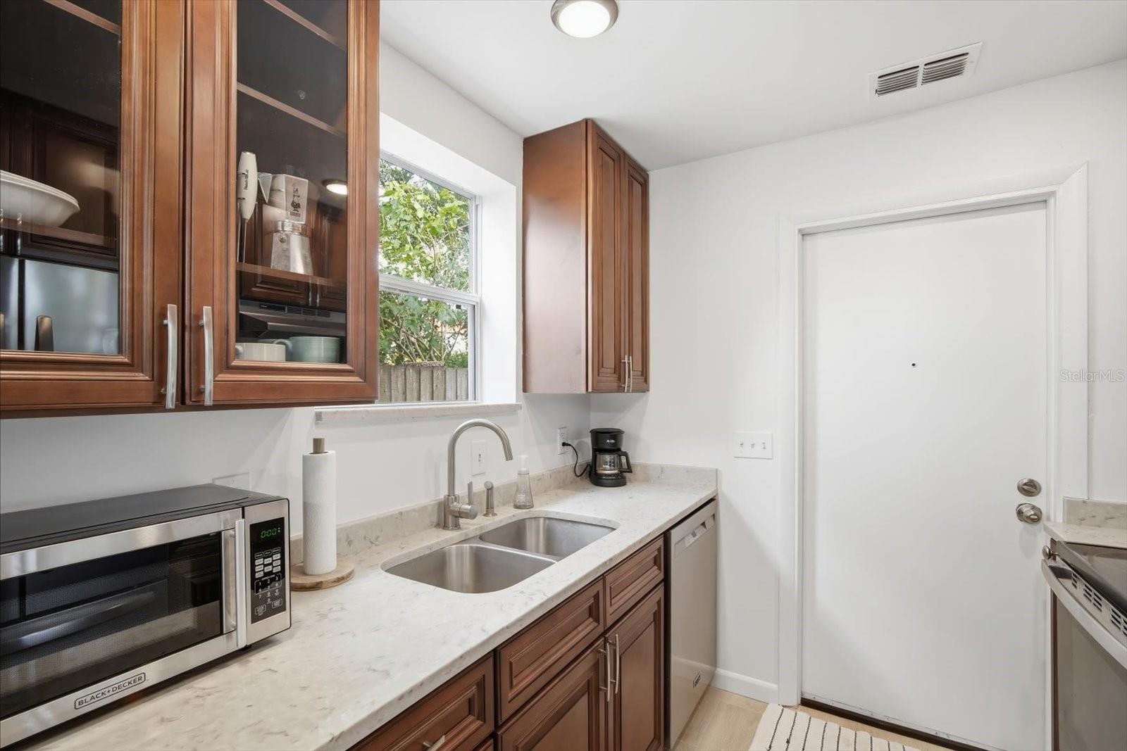 104 CHESAPEAKE AVE #C6, TAMPA, FL — photo 6